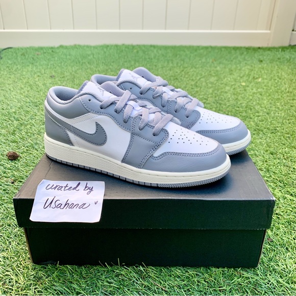 Nike Air Jordan 1 low GS grey white shoes (rare) - Picture 3 of 4